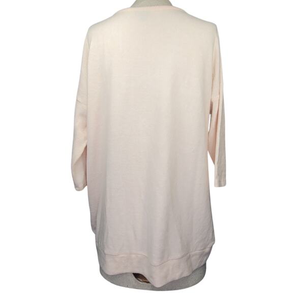 Torrid Blush V Neck Sweater Size Large - Picture 2 of 4